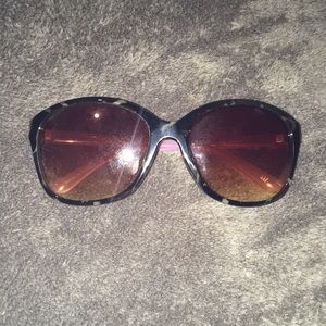 Tortoise Purple-Tint Oversized Sunglasses